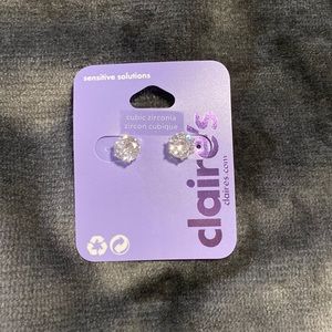 Claires earrings sensitive solutions cubic zirconia studs $16.50 CAD retail NWT